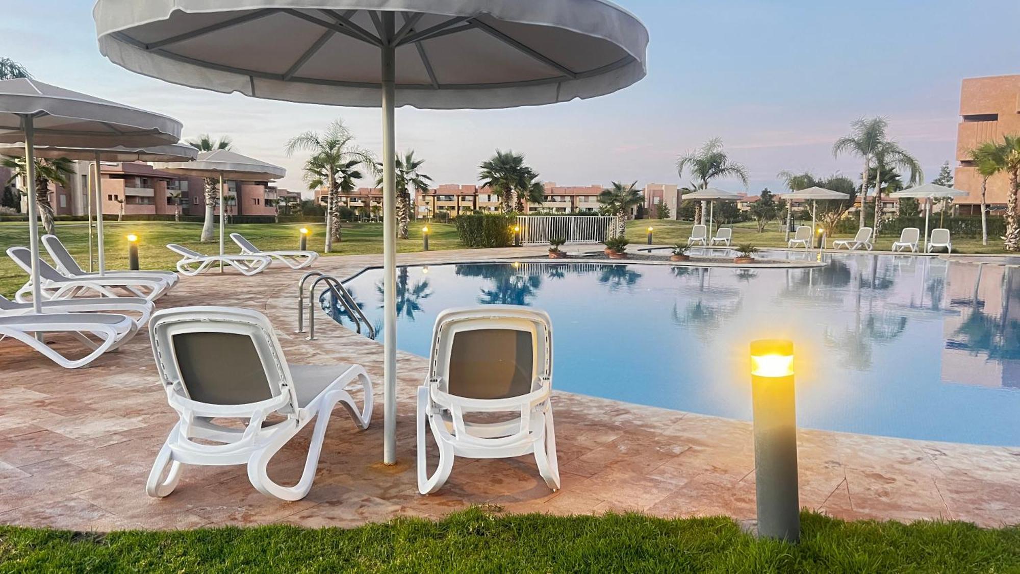 מרקש Mini-Villa Situee Dans Une Residence Prestigia A Marrakech, Avec Une Vue Sur La Piscine Et Le Golf Une Securite 24H Sur 24 Et Une Proximite Ideale De L Aeroport 5 Minutes C Est Une Offre Parfaite Pour Des Vacances מראה חיצוני תמונה