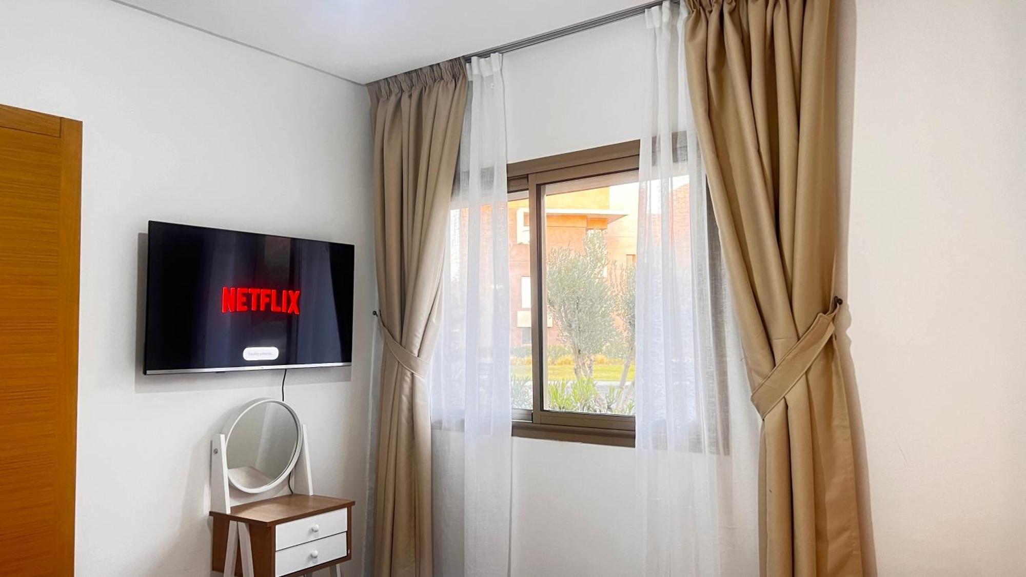 מרקש Mini-Villa Situee Dans Une Residence Prestigia A Marrakech, Avec Une Vue Sur La Piscine Et Le Golf Une Securite 24H Sur 24 Et Une Proximite Ideale De L Aeroport 5 Minutes C Est Une Offre Parfaite Pour Des Vacances מראה חיצוני תמונה